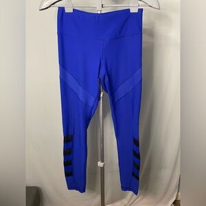 90 Degree Blue Leggings‎ with Black Stripes Size small